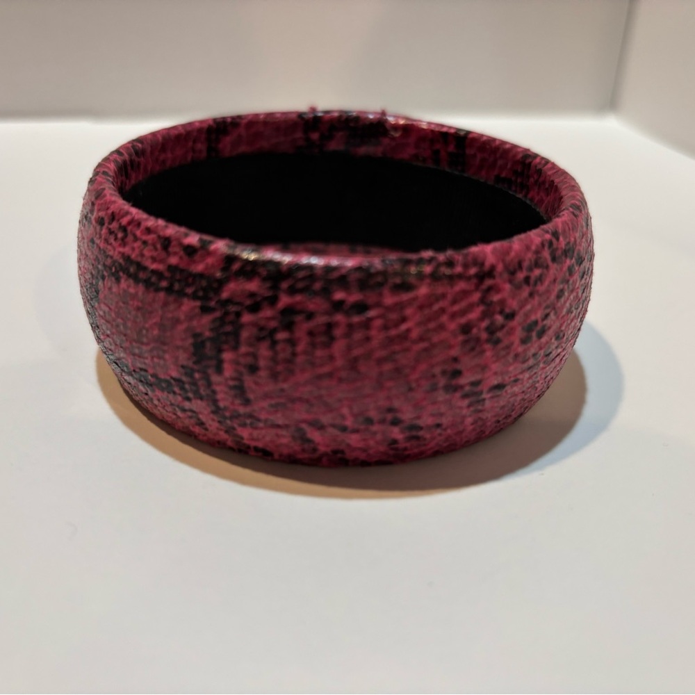 Magenta Decoupage Bracelet With Black Inner Ribbon For Wrist Up To 8 1/2 Inches